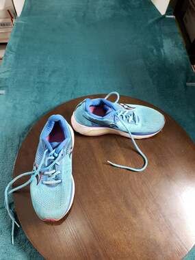 Saucony Guide Shoes Size 9 Womens Blue Running Gym Marathon Training S10654-30